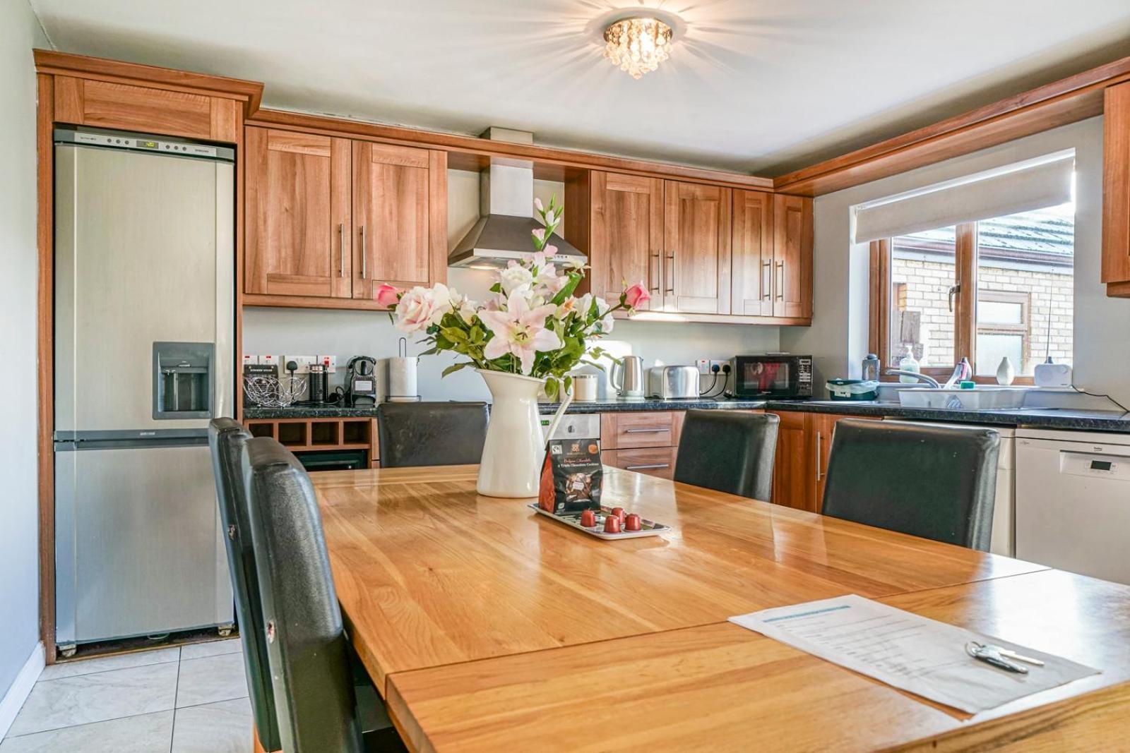 3 Bed House, Quiet Location Close To Bangor Buitenkant foto