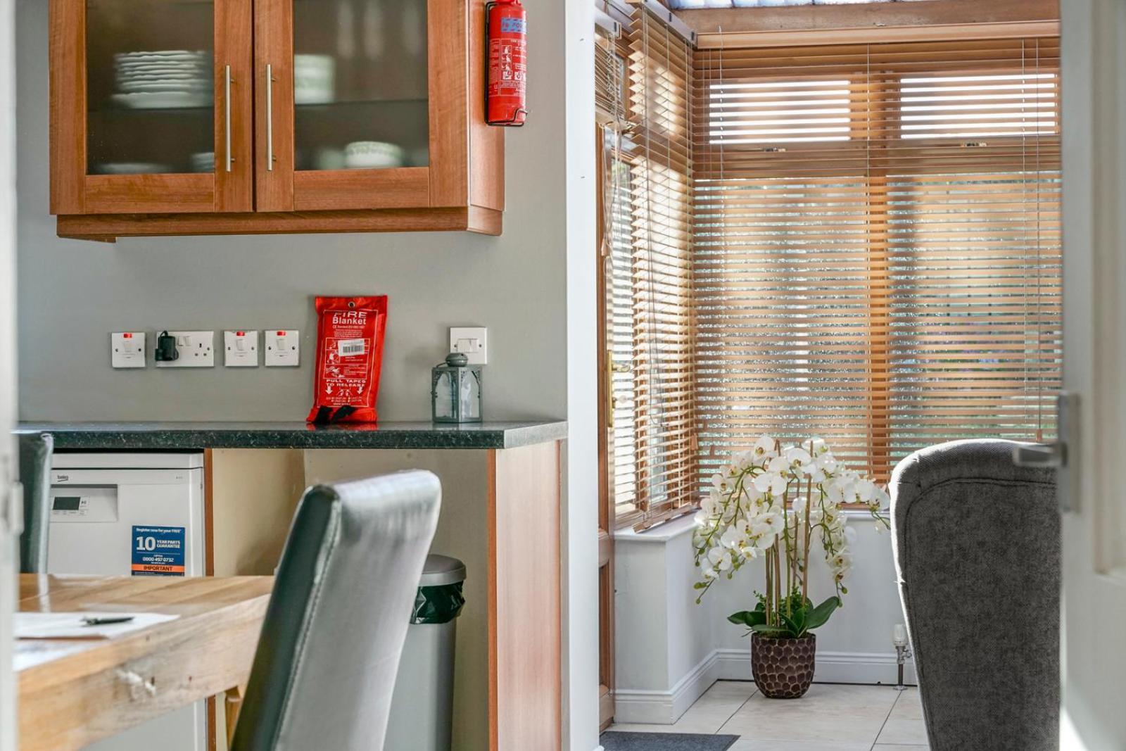 3 Bed House, Quiet Location Close To Bangor Buitenkant foto
