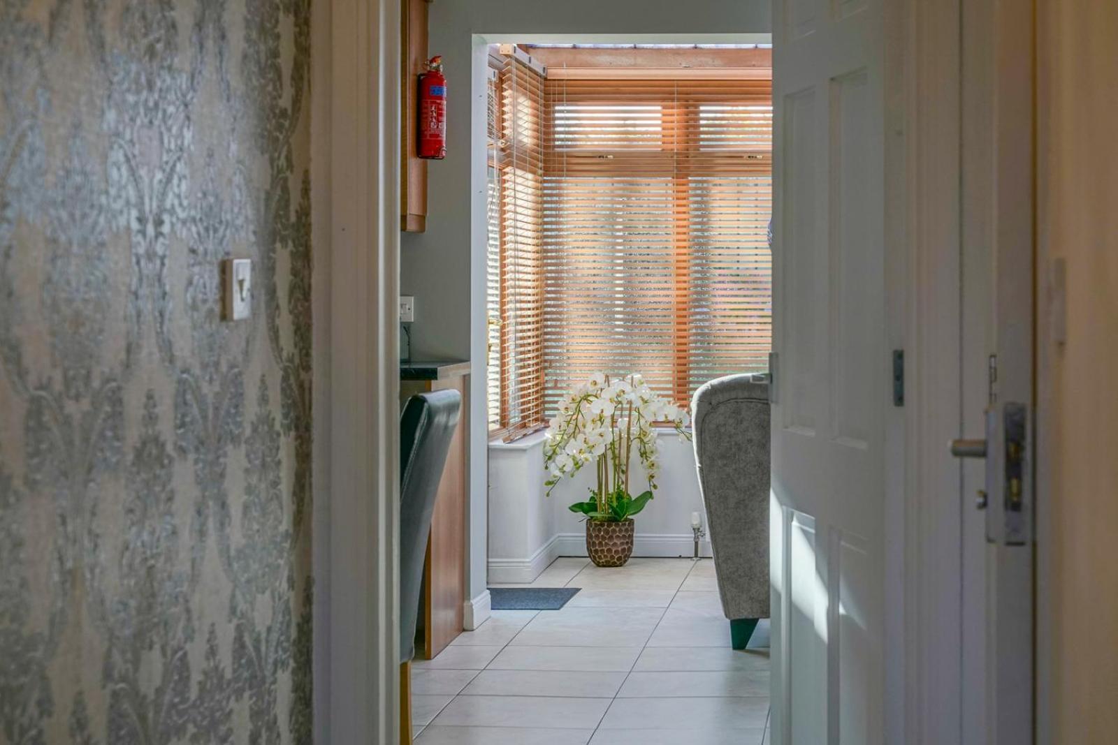 3 Bed House, Quiet Location Close To Bangor Buitenkant foto